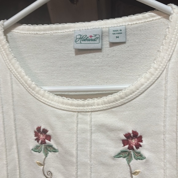 Haband Vintage Embroidered Floral Top Medium - Picture 4 of 9